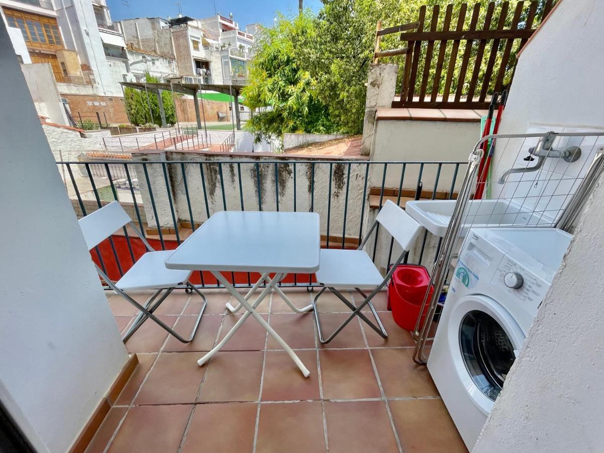 Sant Pau Beach Home With Terrace Sitges Kültér fotó