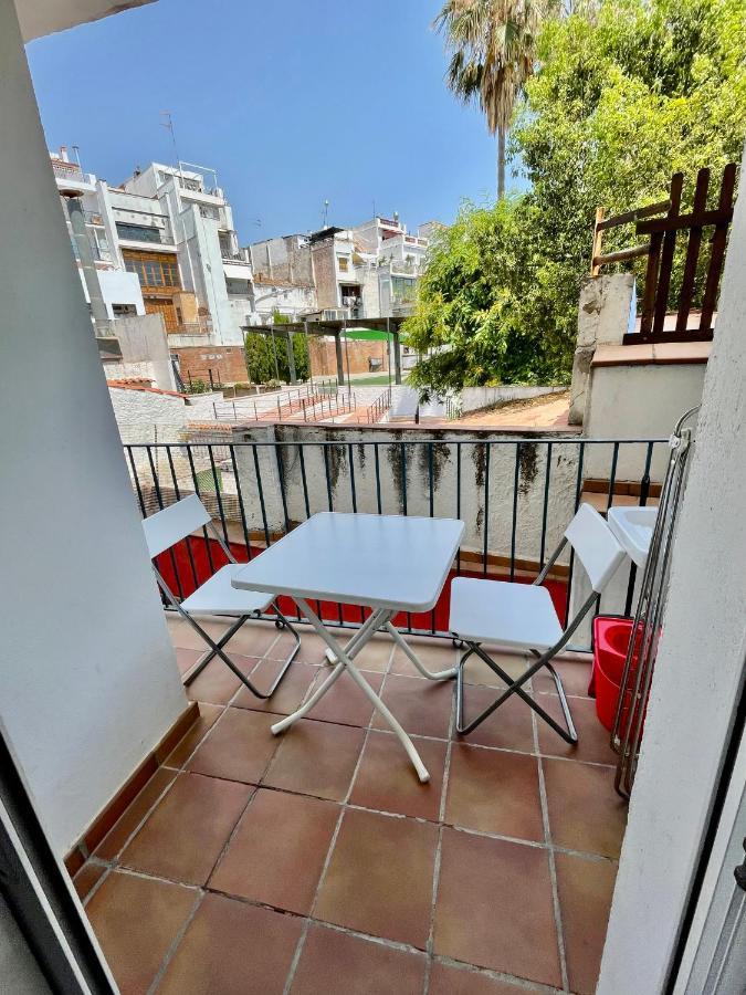 Sant Pau Beach Home With Terrace Sitges Kültér fotó